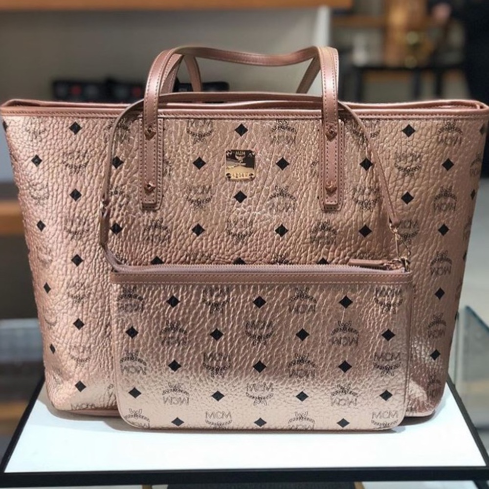Authentic Mcm Medium Anya tote w/pouch NWT